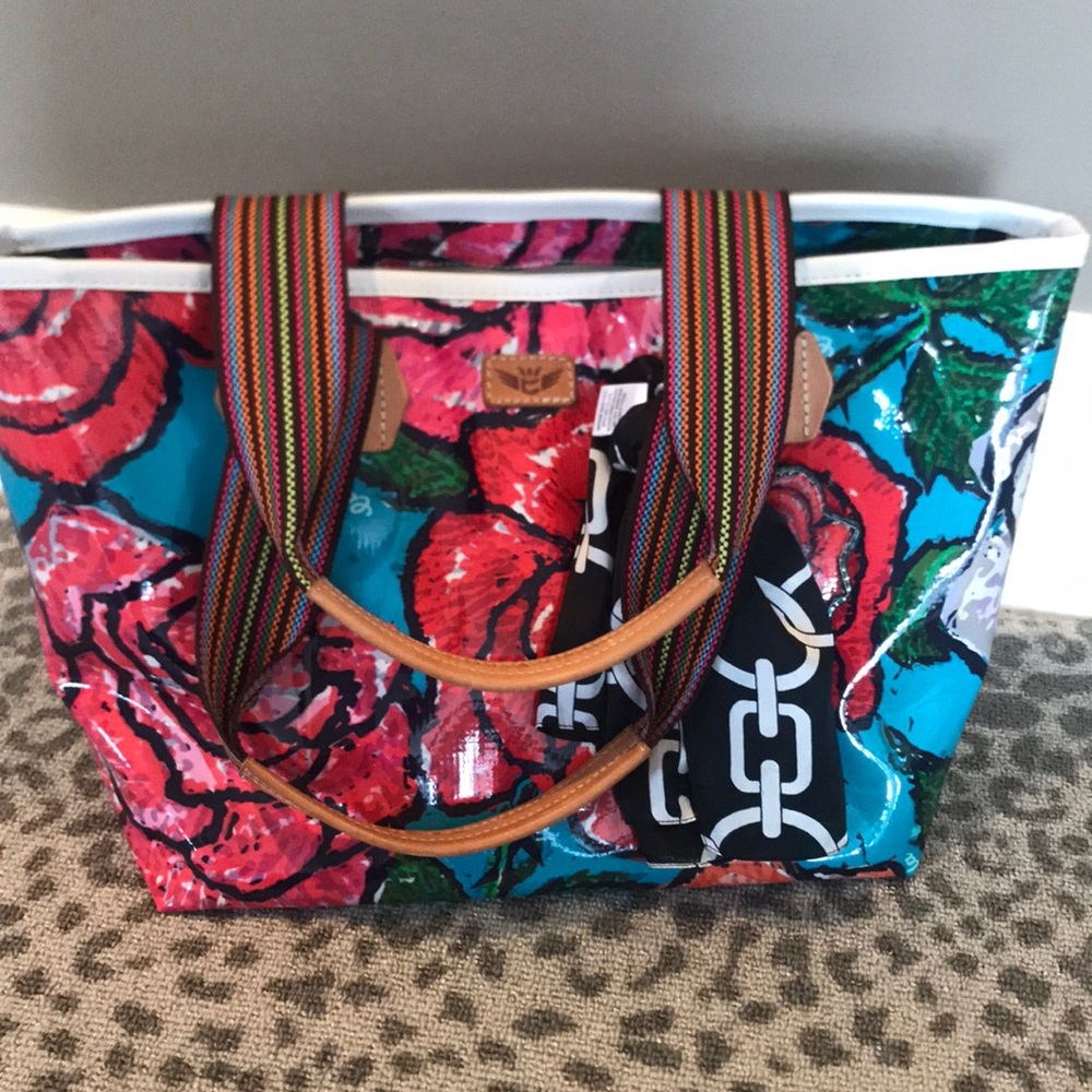 Consuela zipper tote